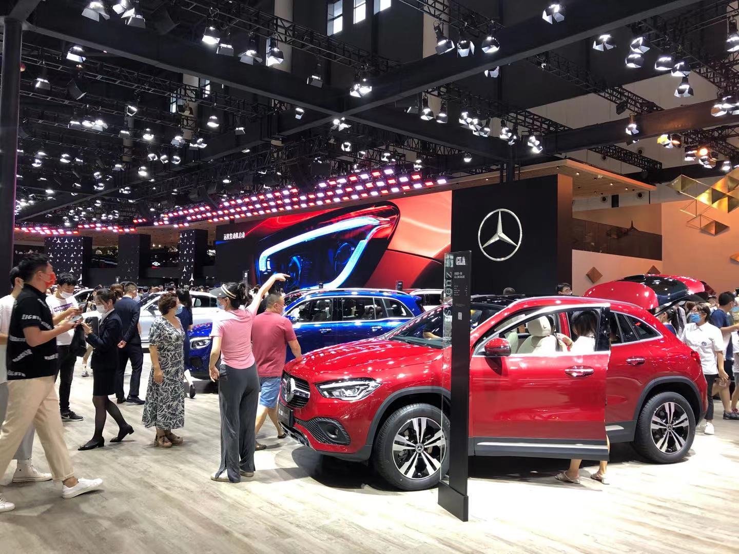 0831 成都车展3.jpg 0831 成都车展3.jpg