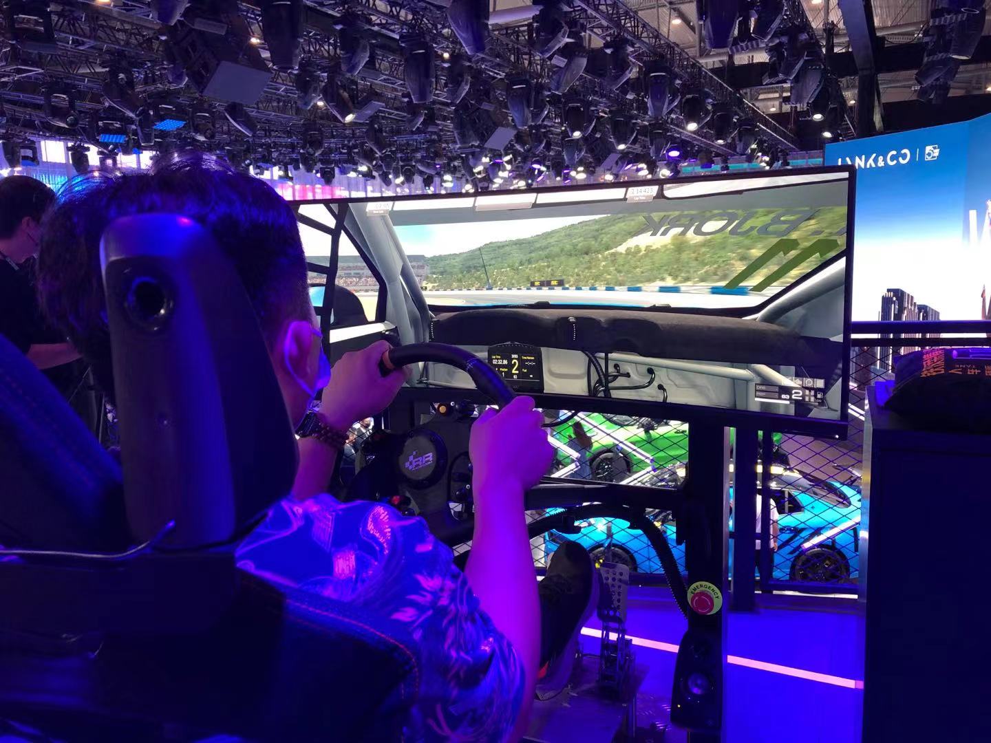 领克 (2).jpg 领克 (2).jpg